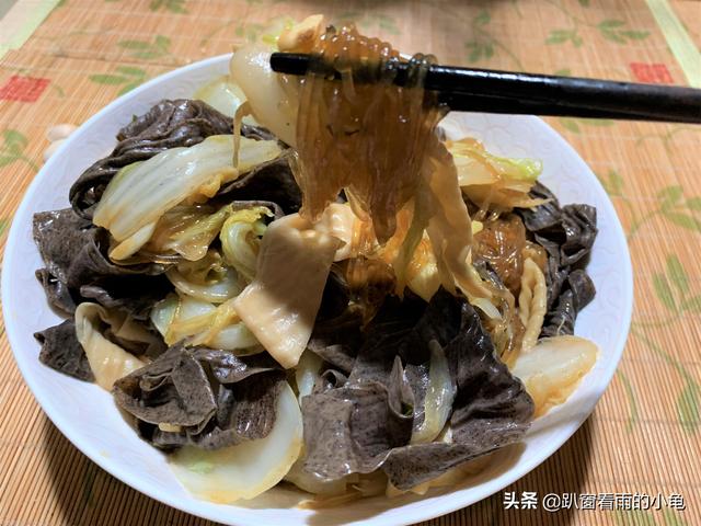 四川最好吃的白菜豆腐粉條（好吃的人造蛋白肉炖白菜粉條）11