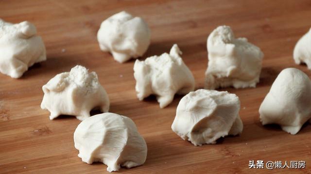 豆沙饅頭的制作方法家庭版（這是豆沙饅頭簡單的做法）7