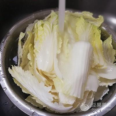 酸辣白菜絲最好吃的做法（檸香酸辣白菜絲的做法）5