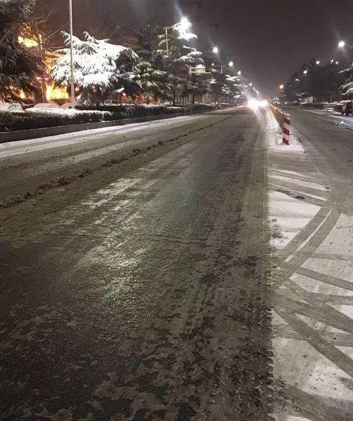 鄭州路面結冰嗎（鄭州積雪最深已達10cm）29