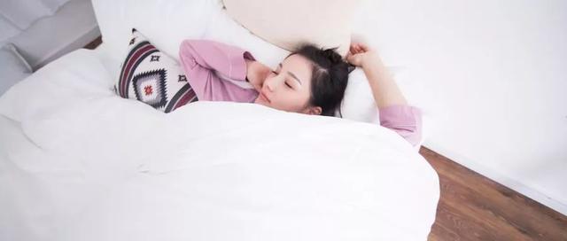 失眠與早上賴床有沒關系（易醒失眠賴床）6