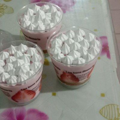一杯草莓牛奶熱量高嗎（一杯清涼草莓慕斯杯）15