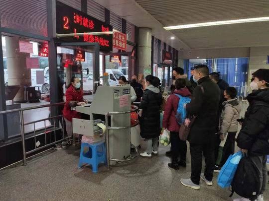 自貢火車站怎麼停運（自貢停運開往上海重慶等地及川内的27條線路）6