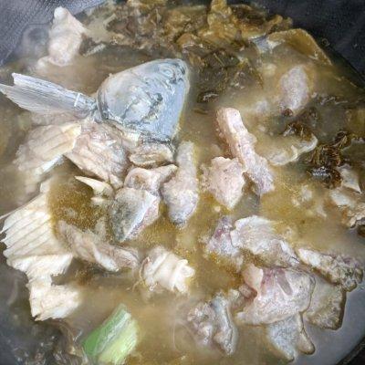 酸菜魚最新的做法（酸菜魚的懶人做法一樣美味）8