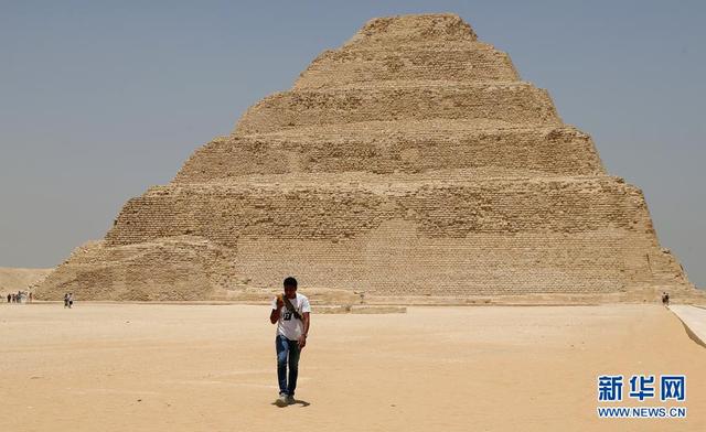 古埃及最老的三座金字塔（探訪古埃及第一座金字塔）1