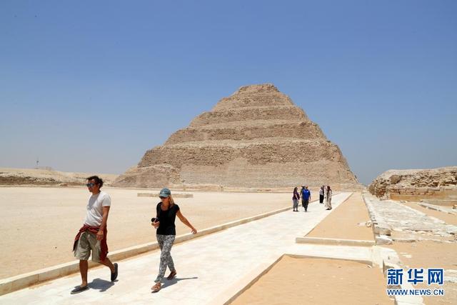 古埃及最老的三座金字塔（探訪古埃及第一座金字塔）4