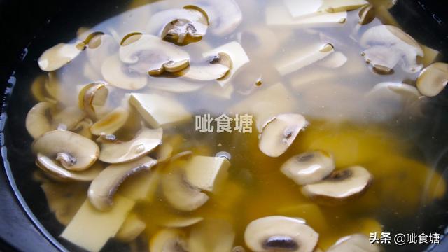 教你做黃油口蘑（不用一滴油的口蘑新吃法）9
