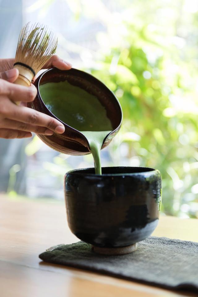 抹茶粉和綠茶粉什麼區别（抹茶是綠茶粉嗎）2