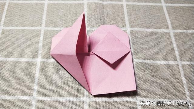 蝴蝶結折紙超簡單的方式（折紙教程:當愛心遇上蝴蝶結）19