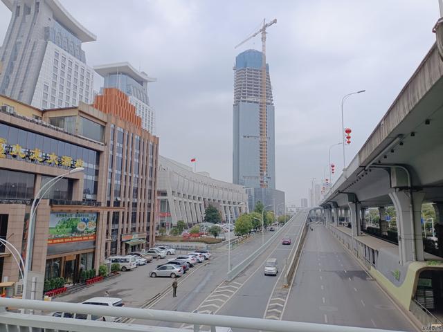 武漢現在還有哪些摩天大樓正在建（武漢200米以上摩天大樓詳細盤點）23