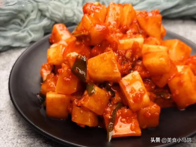 酸蘿蔔的簡單腌制非常的下飯好吃（教你做韓式酸蘿蔔）3