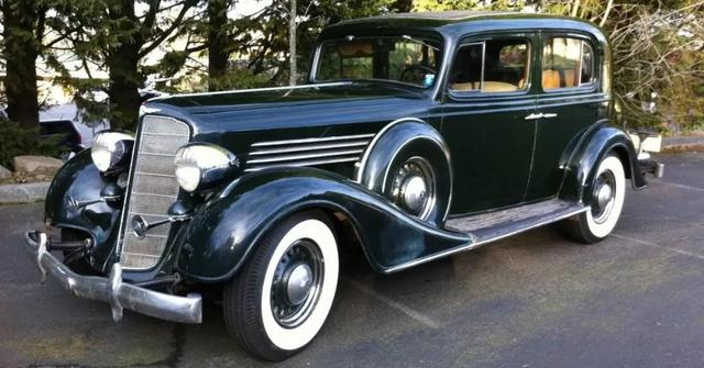 奔馳1939年代老爺車（1934年銷量7.8萬電影教父裡主角的汽車這麼強）8