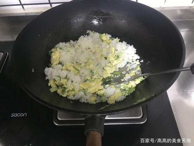 怎樣做蛋炒飯的正确方法（蛋炒飯制作有技巧）8