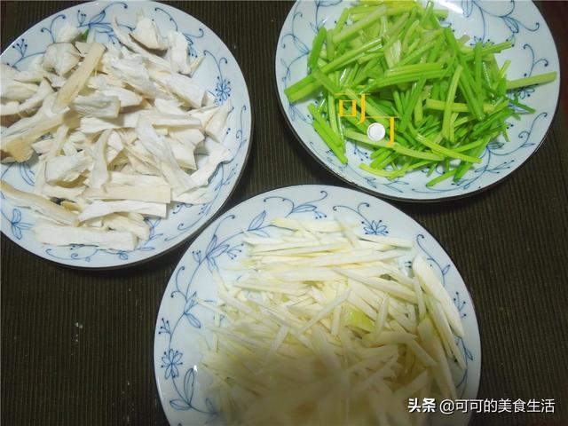 芹菜能和什麼菜一起炒着吃呢（芹菜和這兩種蔬菜一起炒）6