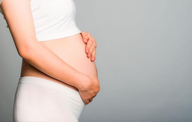 胎兒打嗝是什麼樣的胎動（除胎動外胎兒竟然還會）7