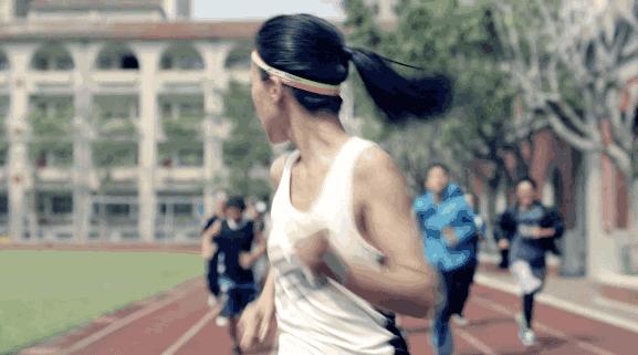 跑步運動員每天跑多少公裡（每周跑步多少公裡合适）9