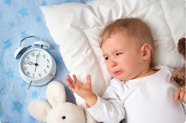 三個月嬰兒頻繁夜醒是怎麼回事（新生兒頻繁夜醒）7