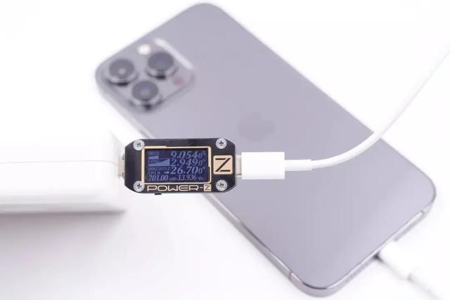 iphone13手機充電器怎麼選（iPhone13充電器怎麼選這一點不了解很容易就被騙）3