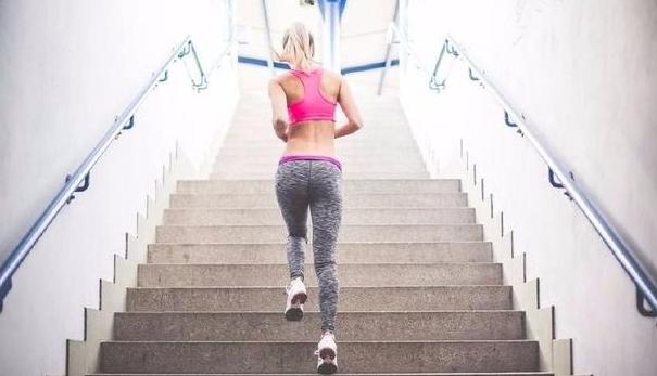 每天去爬樓梯能減肥嗎（天天爬樓梯能減肥嗎）2