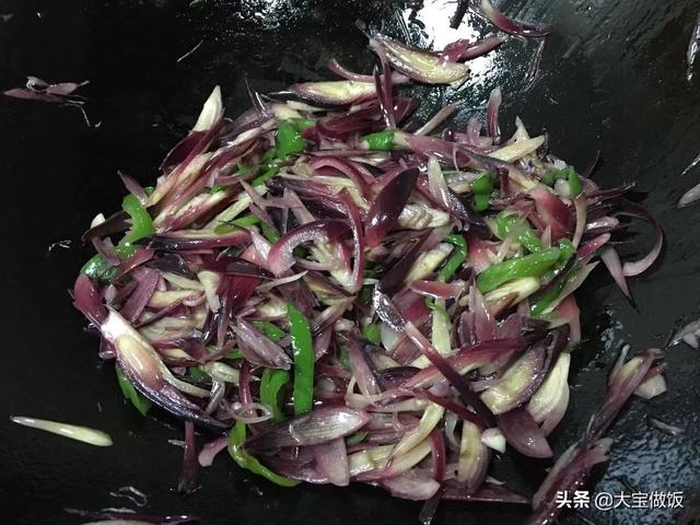 湖南辣椒炒野菜（它在農村是個寶）10