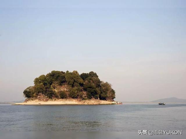世界最小的四大島（有人居住的最小河島）12