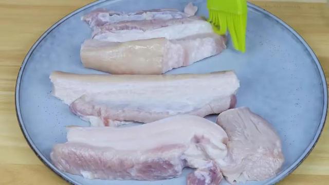 豬肉放冰箱怎麼保存才新鮮（保鮮豬肉時别再放冰箱了）6