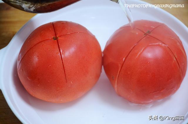 簡單的西紅柿雞蛋湯做法（西紅柿雞蛋湯看着簡單）4