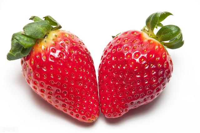 草莓形狀怪異可以吃嗎（奇形怪狀的草莓能吃嗎）3