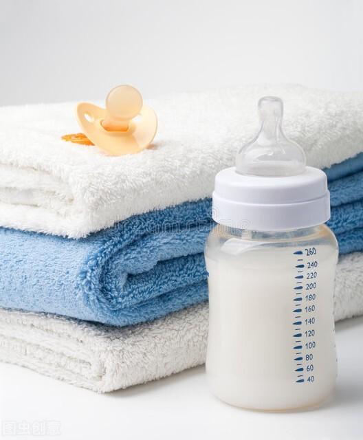 母乳喂養的新生兒怎麼選奶瓶