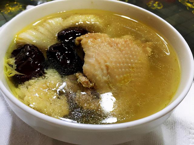 六種菌菇煲雞湯（川野菌珍堂猴頭菇炖雞湯）1