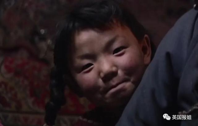 沙漠探險家的真實故事（日本著名探險家偶遇6歲蒙古小女孩）53