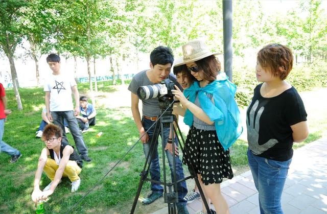 北京攝影培訓學校怎麼選攝影師工資很高嗎（北京攝影培訓學校怎麼選攝影師工資很高嗎）3