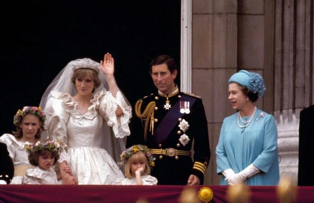 英女王和菲利普親王感情好嗎（英國女王與菲利普親王的74年）7
