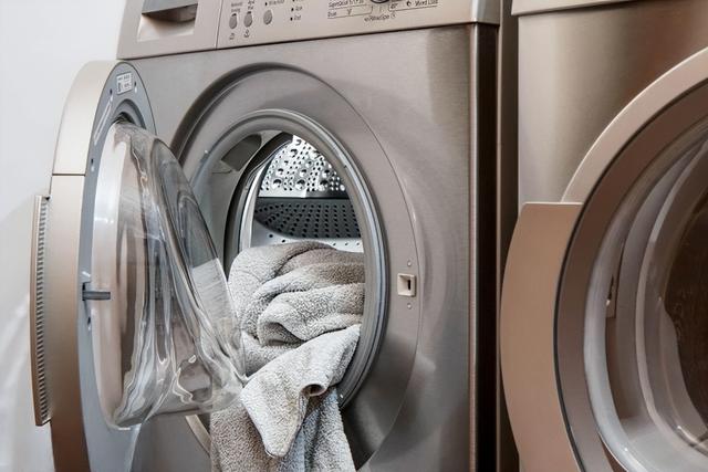 滾筒洗衣機衣服多了能不能洗幹淨（使用洗衣機時注意這6個誤區）1
