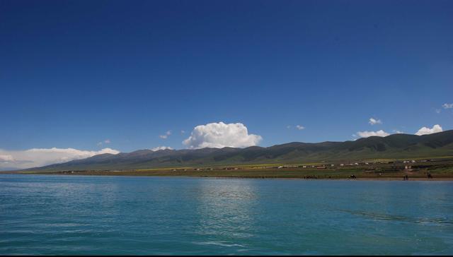 青海湖最開始形成鹹水湖的原因（每年增加4個西湖水量）5