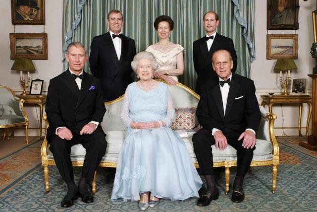 英女王和菲利普親王感情好嗎（英國女王與菲利普親王的74年）9