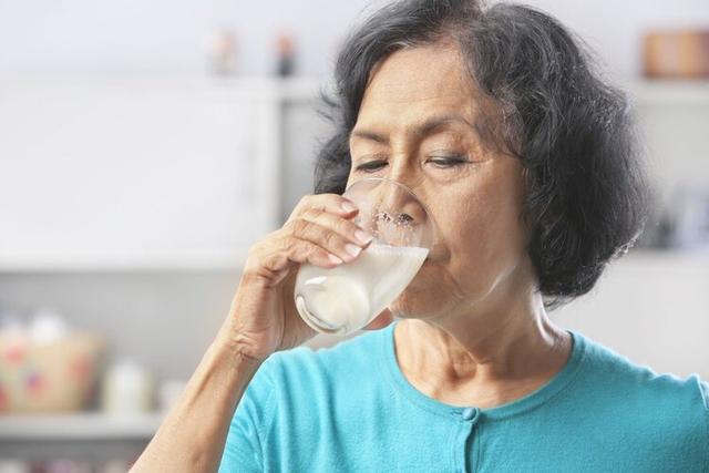 純牛奶會升血脂嗎（喝哪一種更健康）7