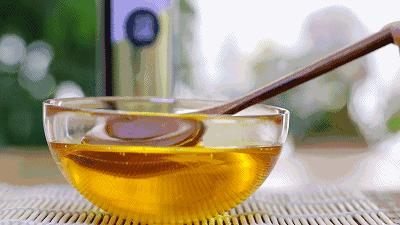 亞麻籽油為什麼比别的貴（植物油之王亞麻籽油）2