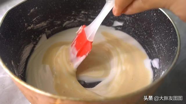 在家制作白糖糕的做法（蓬松有彈性的白糖糕做法）6