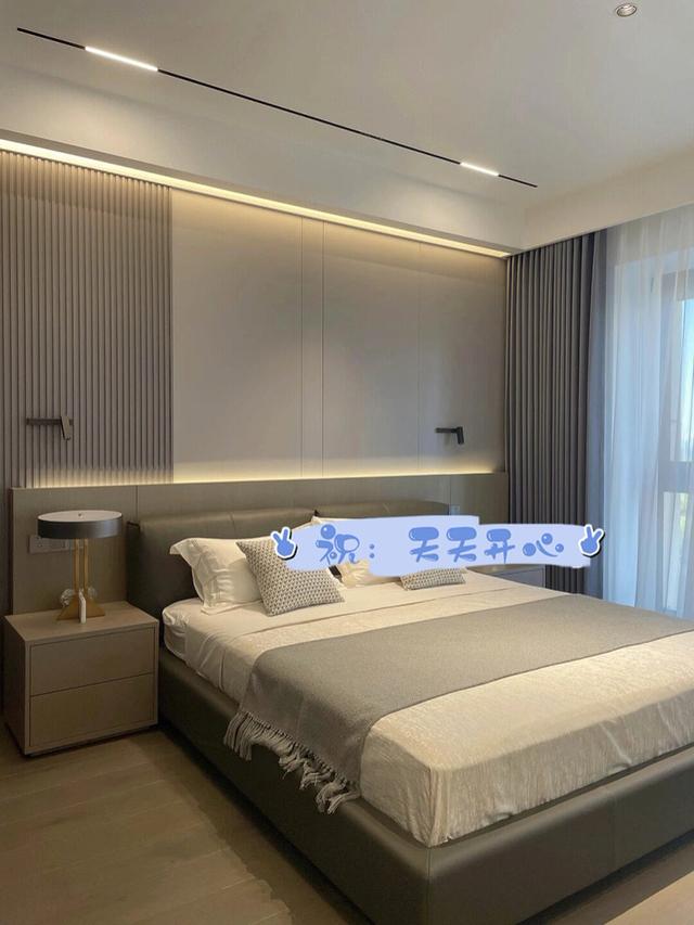 主卧室床頭背景牆簡單設計（27款最流行的卧室床頭背景牆設計分享）12
