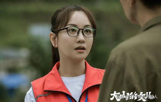 闫妮袁泉合演的電視劇是什麼（最美正劇女演員）37