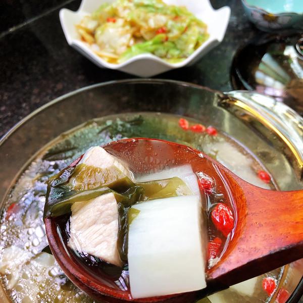 蘿蔔海帶湯的食譜（海帶蘿蔔瘦肉湯）1