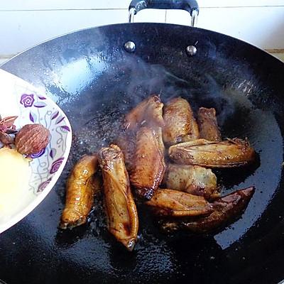 土豆燒雞翅塊的家常做法（這道土豆燒雞翅太銷魂）7