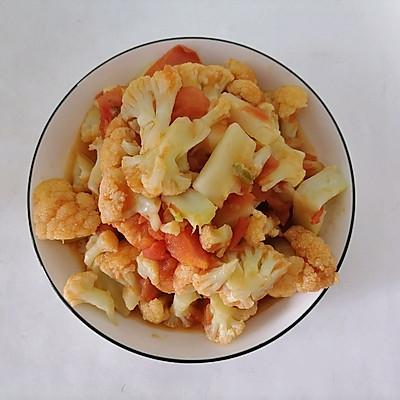 西紅柿辣椒炒花菜做法（吃一次就上瘾的西紅柿炒花菜）8
