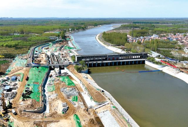 京杭大運河工程路線（京杭大運河楊窪船閘整體工程完成70）1